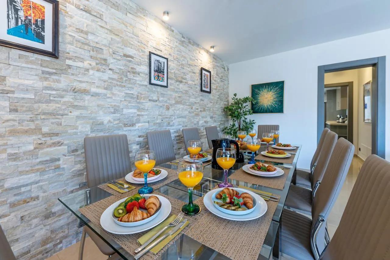 797 Holiday Rentals - Modern Villa With Pool In Puerto Marina For 12 Benalmadena