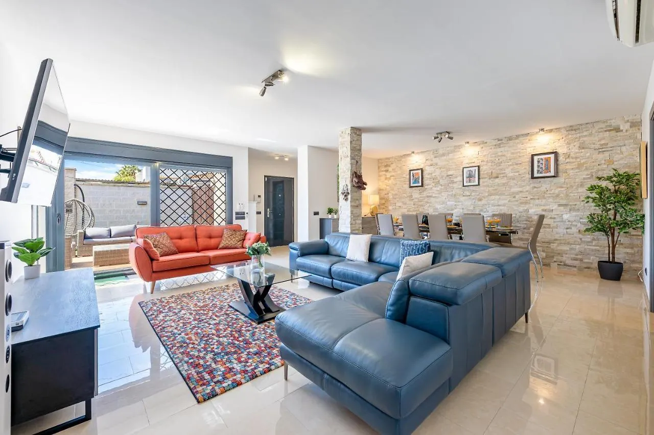797 Holiday Rentals - Modern Villa With Pool In Puerto Marina For 12 Benalmadena