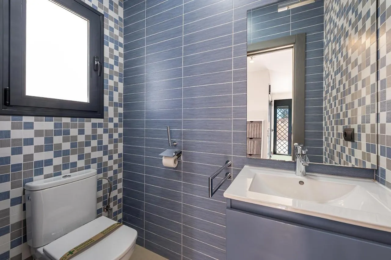 797 Holiday Rentals - Modern Villa With Pool In Puerto Marina For 12 Benalmadena