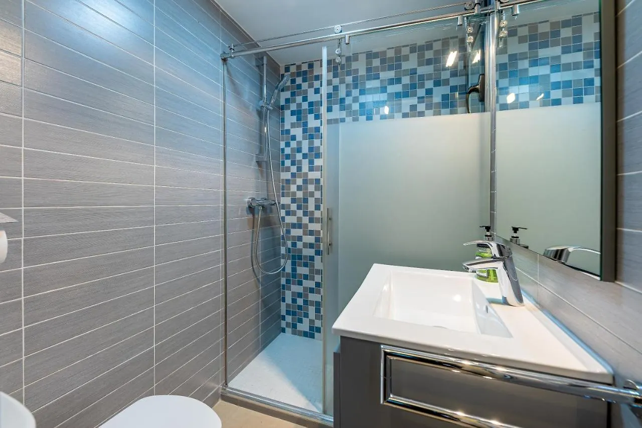 797 Holiday Rentals - Modern Villa With Pool In Puerto Marina For 12 Benalmadena
